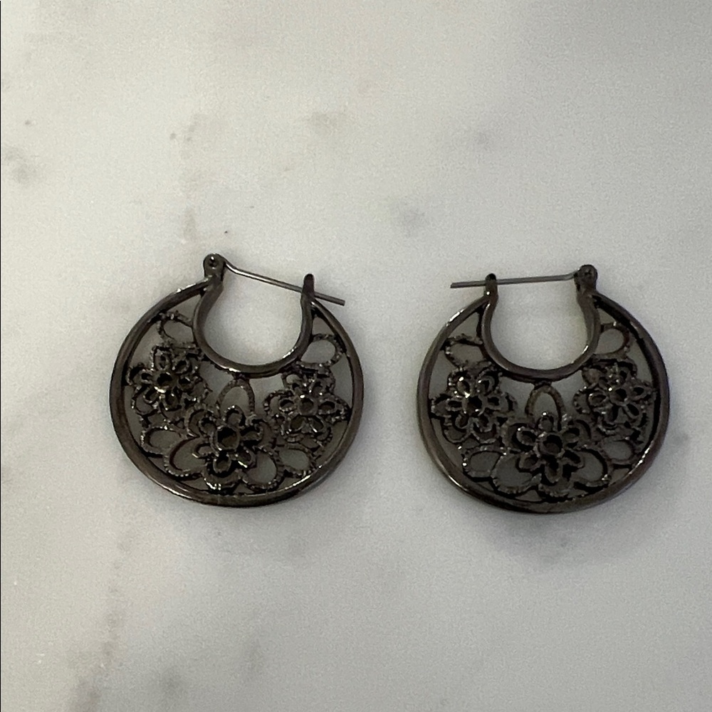 Floral Filigree Hoop Earrings in Gunmetal